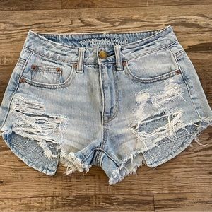 American Eagle Outfitters distressed shorts 00